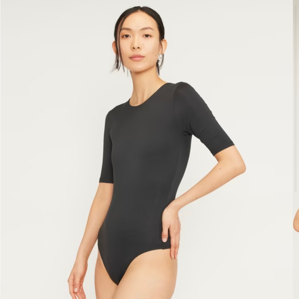 Everlane Black Crewneck Short Sleeve Bodysuit